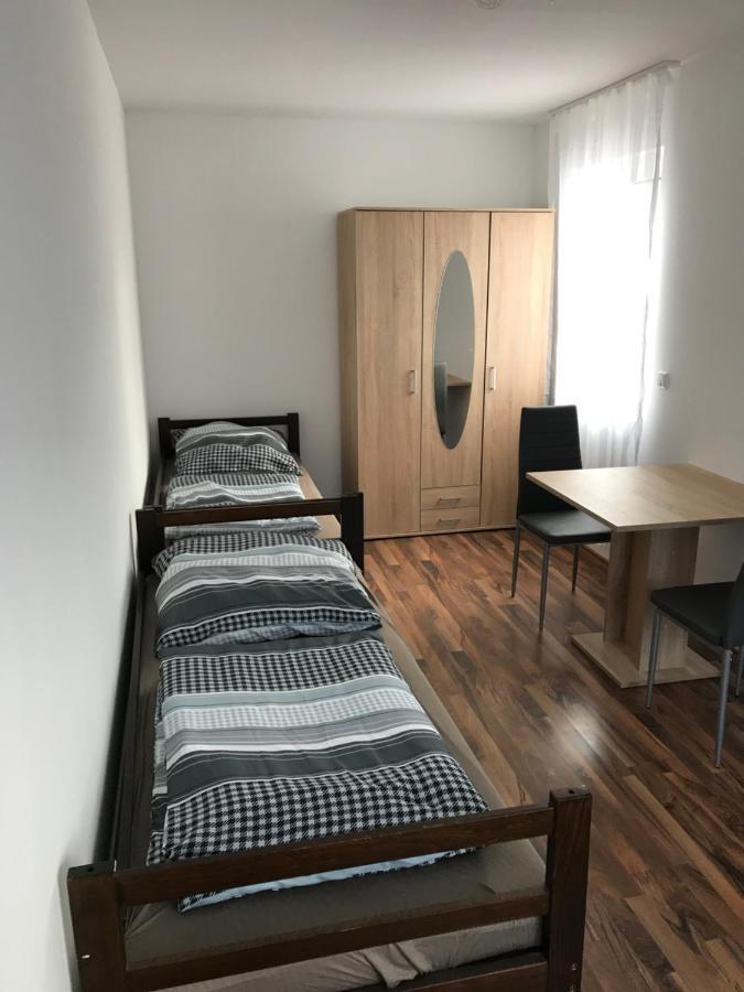 Monteurzimmer Sankt Augustin Buitenkant foto